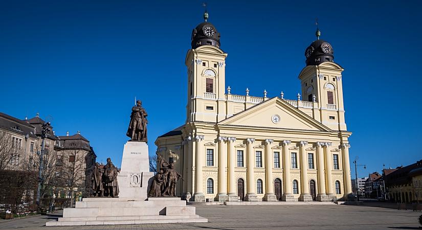 Templomok titkait ismerhetjük meg Debrecenben