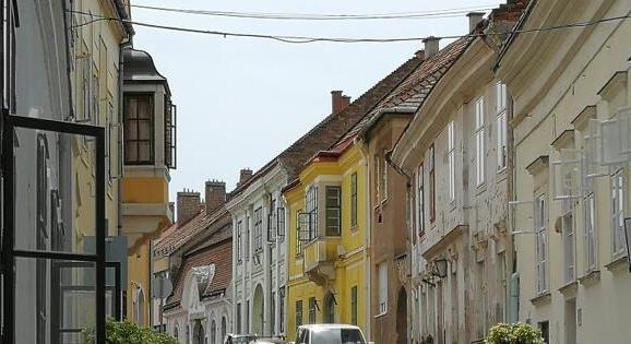 Jogszabálymódosítás: üdülőre is felhasználható lesz a lakástakarék