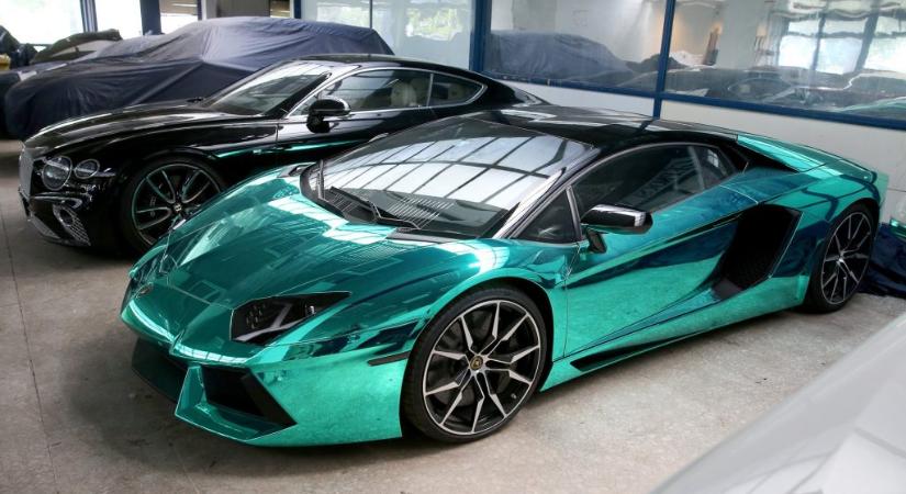 Több mint százmilliót bukott a lamborghinis árverésen az állam