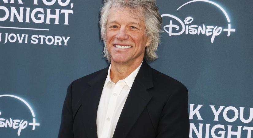 Elképesztő! Jon Bon Jovi klipforgatás közben mentett életet: egy nő le akart ugrani egy hídról – szívszorító felvétel