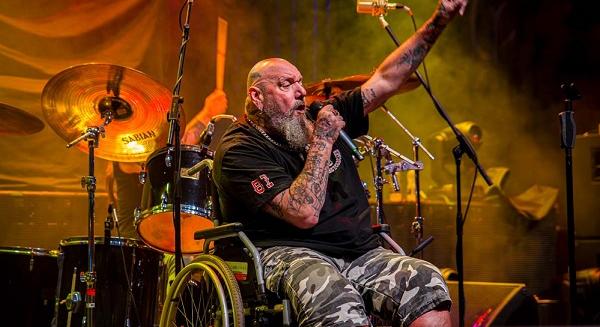 Paul Di'Anno: "az angol egészségügy romokban hever"