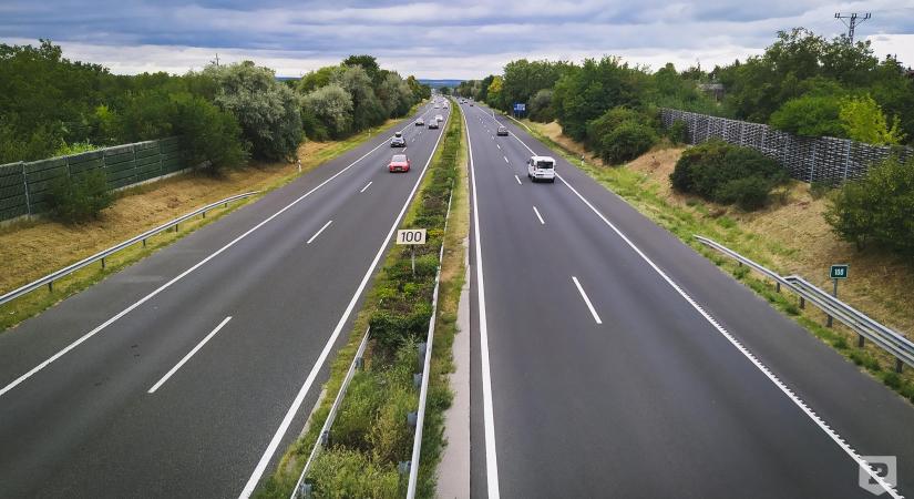 Megvan, mennyiért autózhatunk jövőre Magyarországon