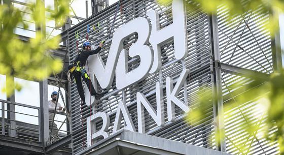 32,5 millióra bírságolta Mészáros bankjait az MNB