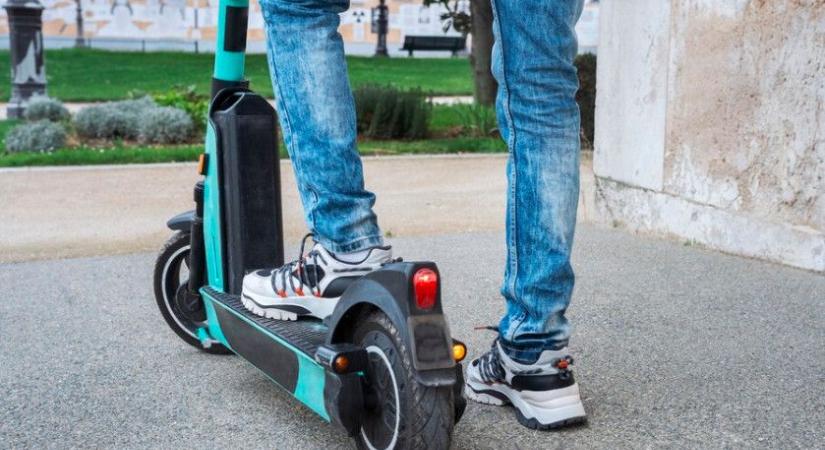 Biztonság Hete: az e-rolleresek, a gyalogosok és kerékpárosok a középpontban