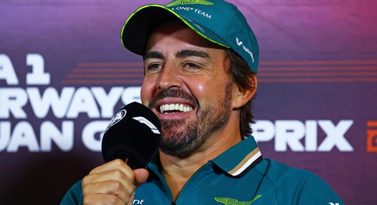 Fernando Alonso: Newey érkezésével az Aston Martin lett a jövő csapata