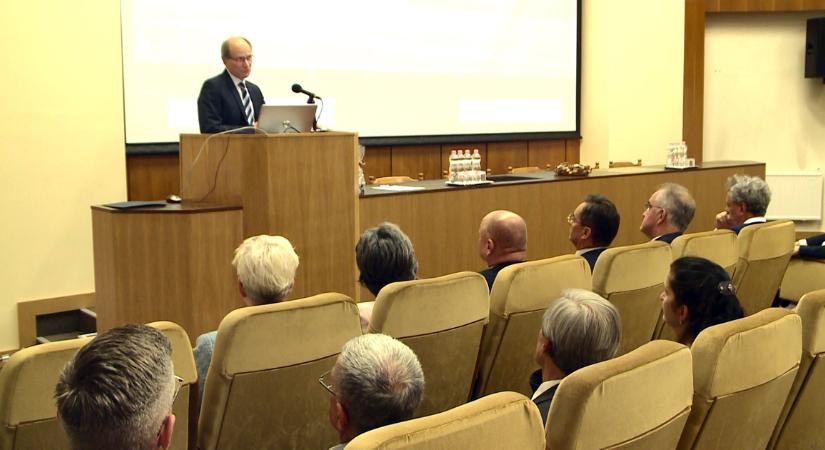 Száz esztendőre tekinthettek vissza Debrecen gyermekklinikáján