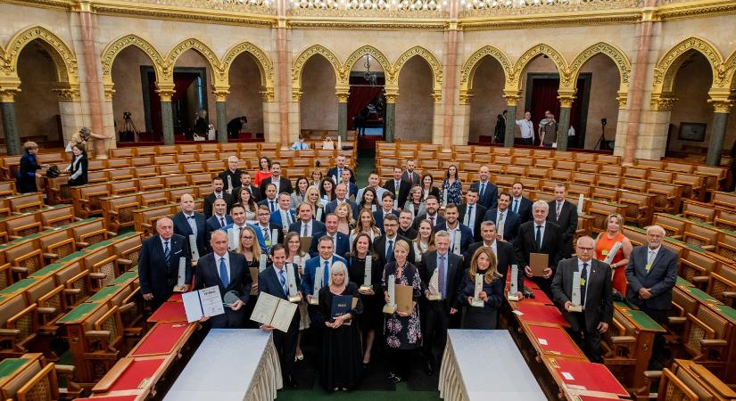 Érték és Minőség Nagydíjat kapott a CSOMIÉP