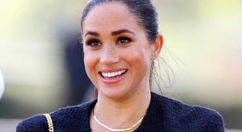 Meghan sosem volt még ennyire gyönyörű: a hercegné felvette élete legpazarabb szettjét