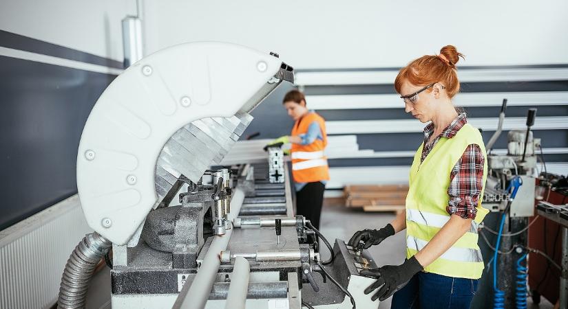 Már tárgyalnak arról, hogy jövőre még több pénzt keressenek a magyarok