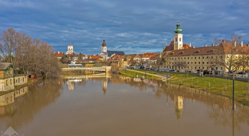 Viharos szélre és sok csapadékra figyelmeztet a Győr-Szol