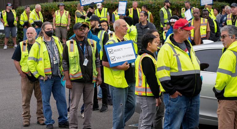 33 ezer alkalmazott kezdett sztrájkba a Boeingnél