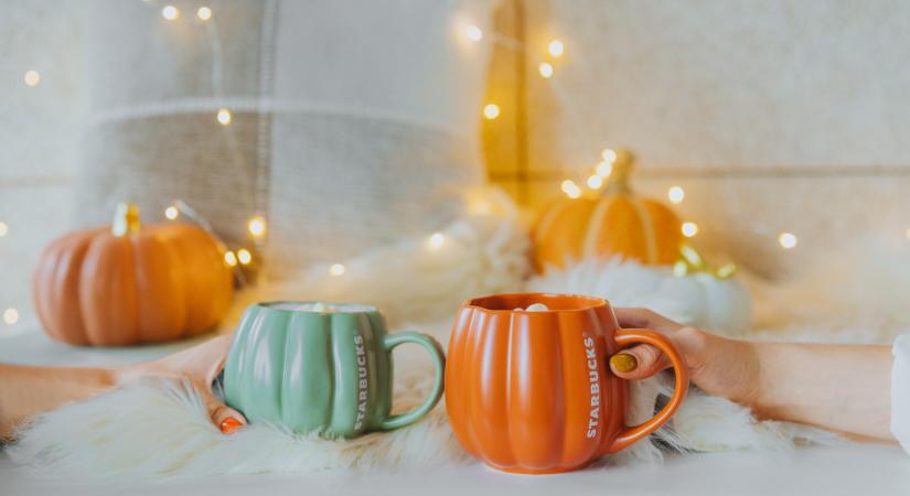 Pumpkin Spice Latte rajongó vagy? Akkor figyelj, a Starbucks neked kedveskedik idén ősszel!