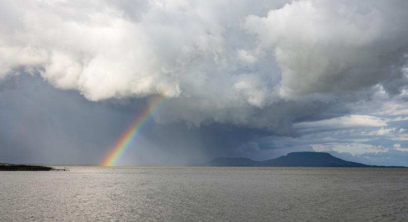 A Balaton vízszintje tartja magát