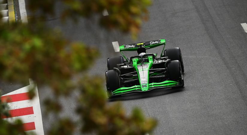 F1: Büntetéssel folytatódik a bakui hétvége