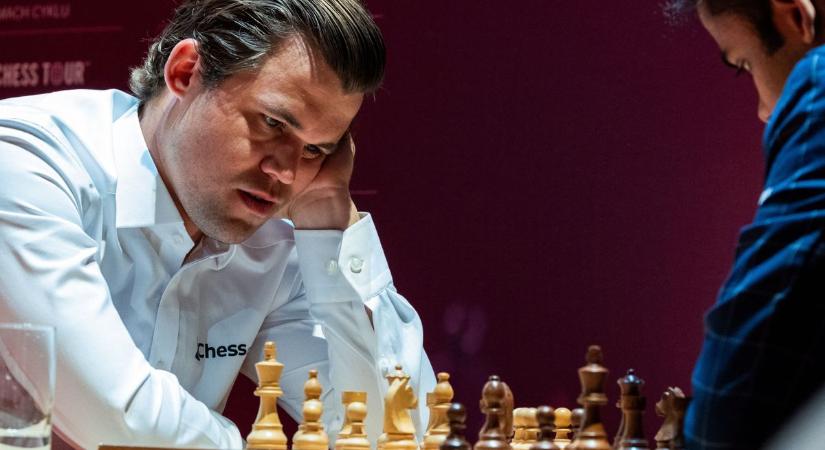 Carlsen kaotikus napja győztes bemutatkozással ért véget (videó)