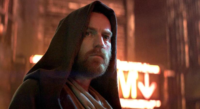 Ewan McGregor csillagot kapott a Hollywoodi Hírességek Sétányán, és az ünnepségen legkedvesebb padawanja, Hayden Christensen mondott beszédet