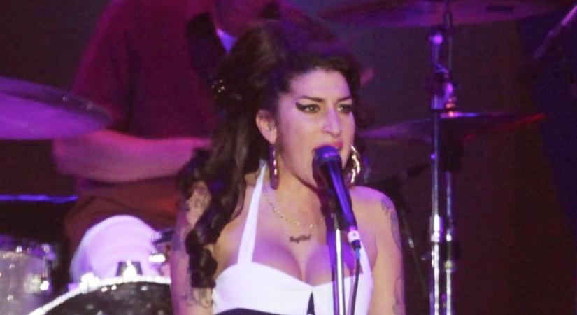 Ma ünnepelné 41. születésnapját a tragikus sorsú Amy Winehouse