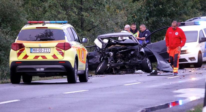 Halálos baleset történt Szeghalomnál, sok a sérült  fotók