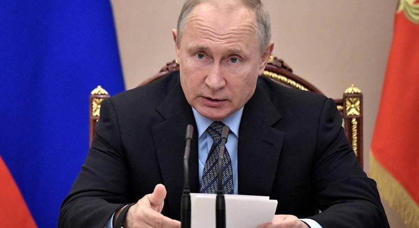 Putyin: csökkent az orosz GDP, de az államadósság is