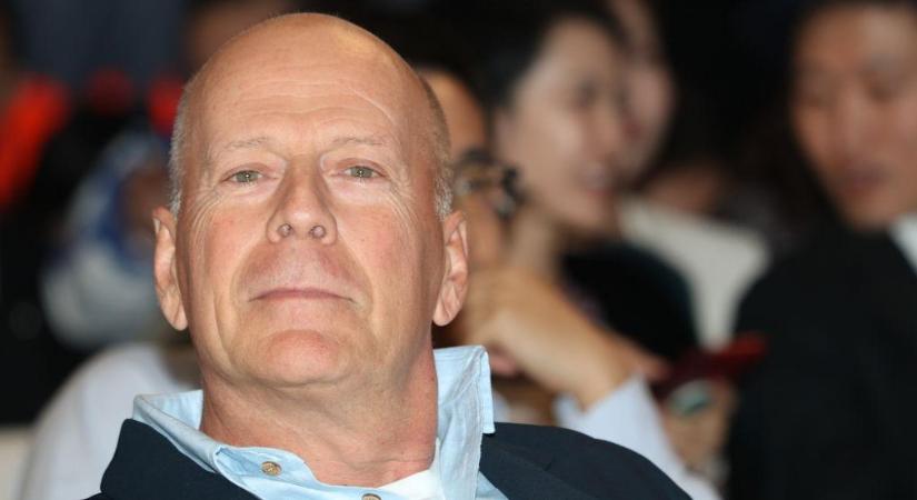 Most jött Bruce Willis állapotáról: volt felesége elfúló hangon közölte