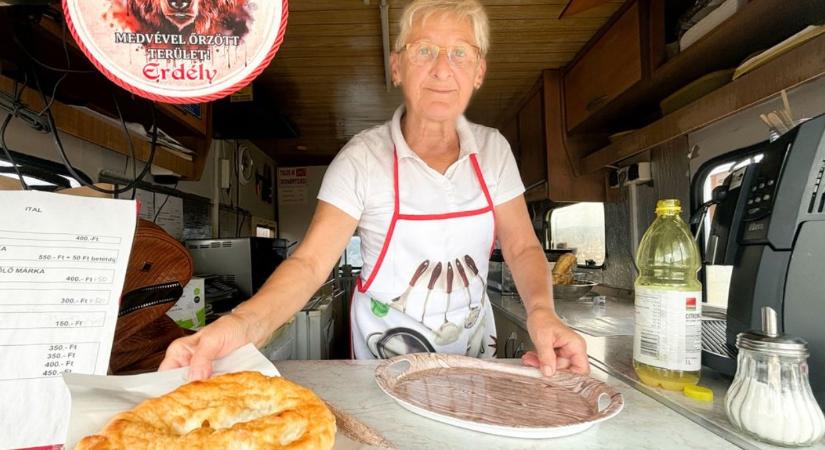 Paula mama lángosa a balatoni nyár ízeit idézi