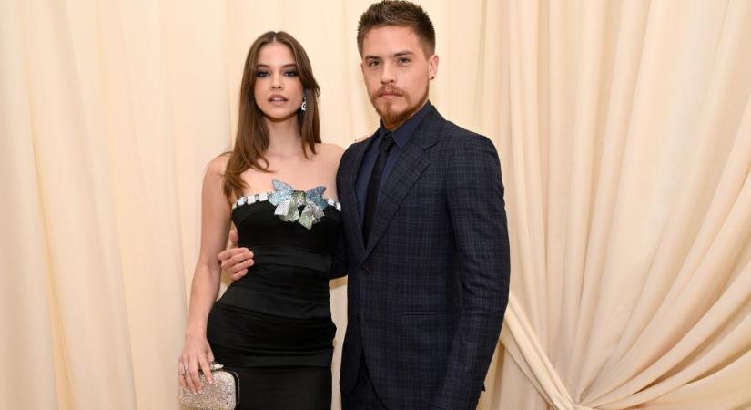 Exkluzív fotók! Palvin Barbara és férje, Dylan Sprouse Magyarországra érkeztek, csak úgy izzott köztük a levegő a vörös szőnyegen