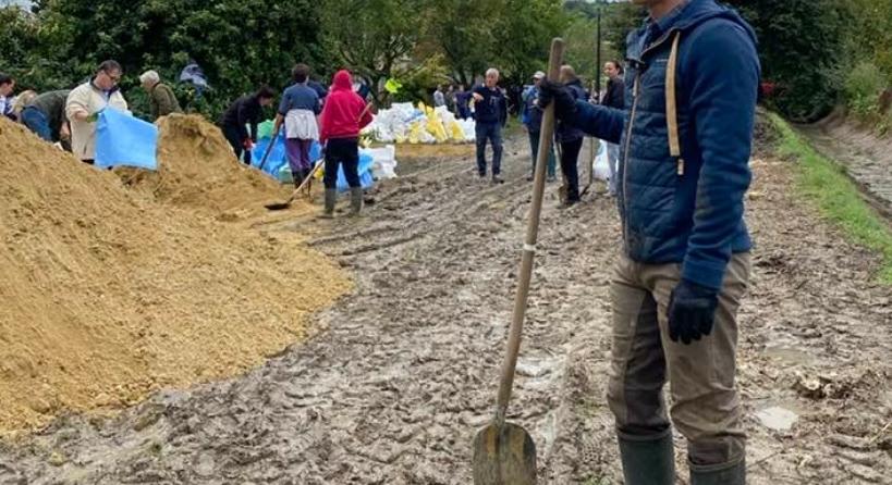 Magyar Péter bejelentette: a Tisza megindult a Dunához