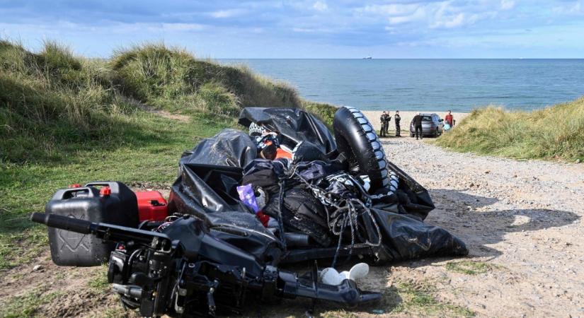 Újabb baleset a La Manche-csatornán, nyolc menekült életét vesztette