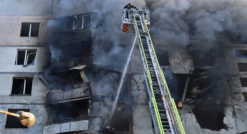 94 éves nő lett a harkivi lakóház elleni orosz bombatámadás áldozata