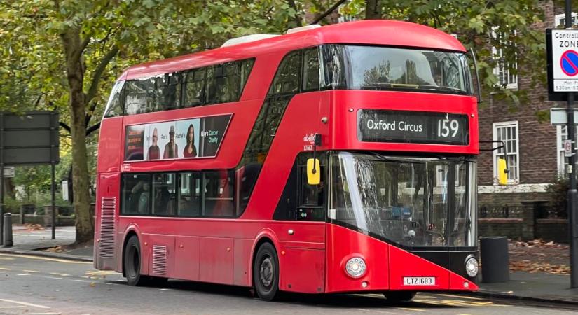 Új buszjáratot indítottak a londoni zsidók védelme érdekében