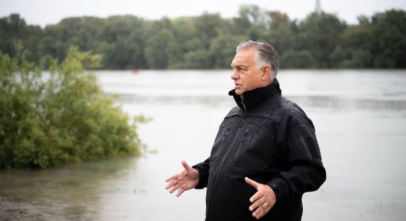 PM Orban Summons Operative Flood Protection Unit