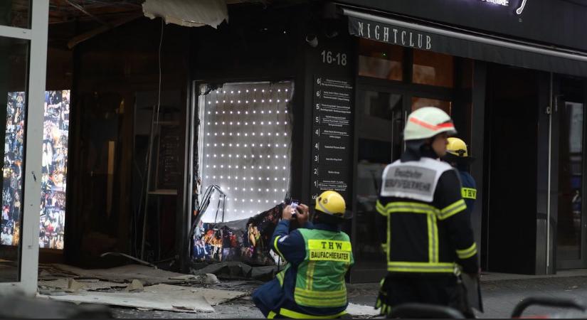 Robbantás Köln belvárosában – videón a detonáció