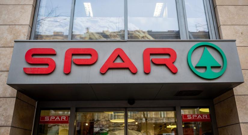 Spar: Azért bírságoltak a hatóságok, mert a nap végén megmaradt, eladatlan készlet nem volt elég nagy