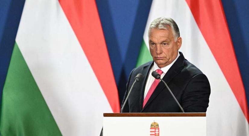 El País: Orbán Viktorhoz közel álló pénzintézet hitelezhette a Vox legutóbbi kampányait