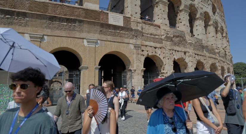 Róma különadóval és a Trevi-kút fizetőssé tételével harcolna a tömegturizmussal