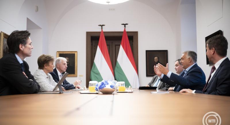 Orbán Viktor az IMF vezérigazgatójával tárgyalt