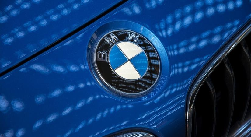 Magyar gyár hanyagsága miatt hívhat vissza másfél millió autót a BMW