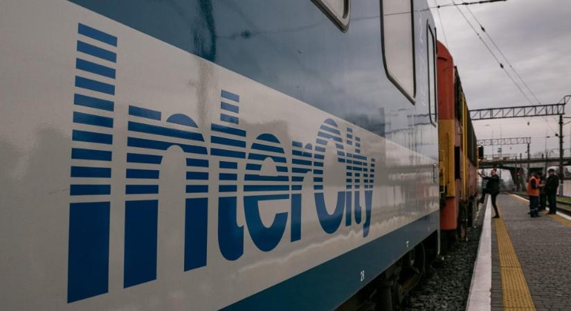 Tűz ütött ki a Tópart InterCity-n