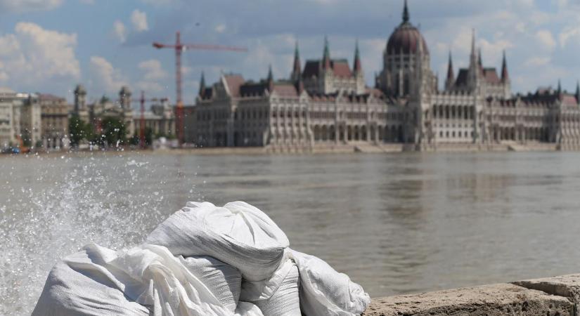 Már az utolsó nagy árvíz is nagyon kemény volt Budapesten, 11 éve - most ennél durvább közelít! - fotók