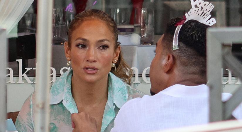 Jennifer Lopez első férje lesújtó hírt közölt az énekesnőről