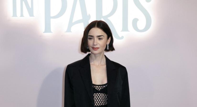 Lily Collins blézere lesz az ősz must-have darabja, minden szettel tökéletes