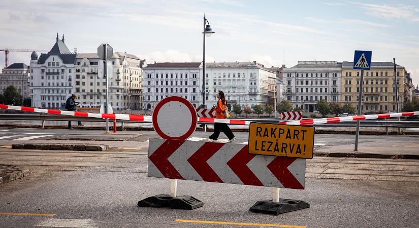 Áradás előtt is zajlik az élet a rakparton - Képek