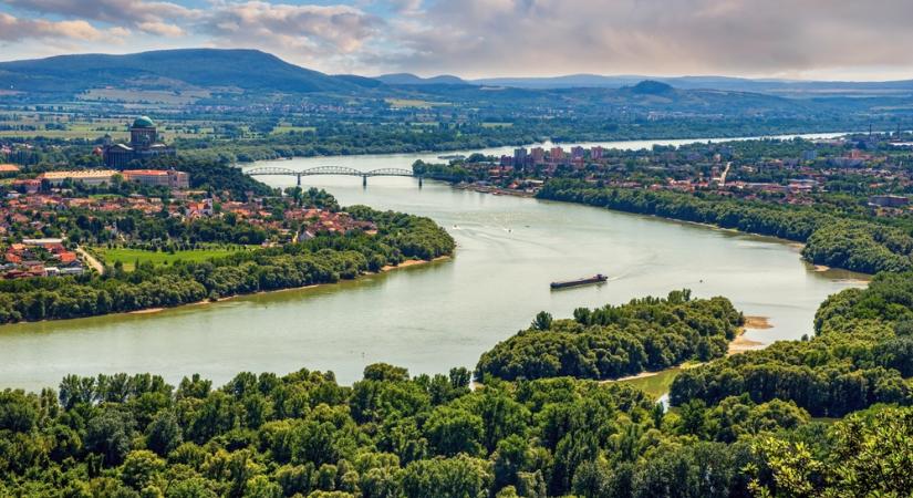 Több országos közutat is lezárnak az árvízi helyzet miatt