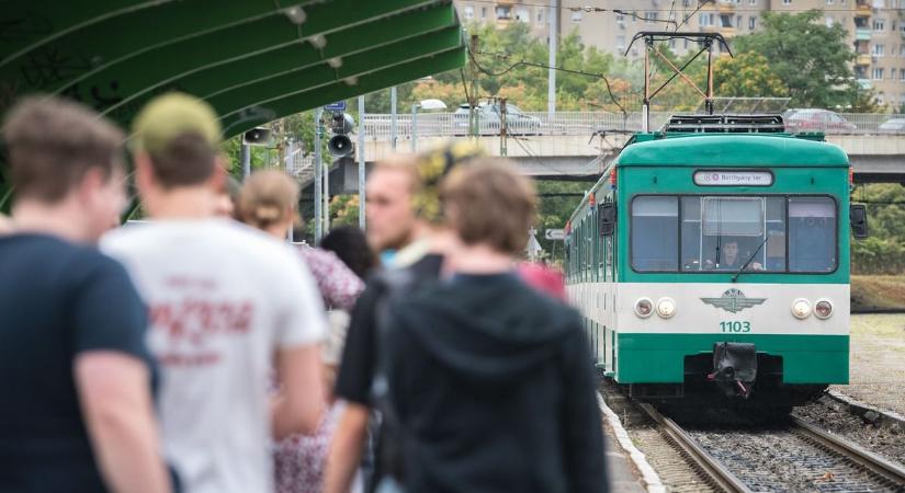 Közeleg az árhullám, az egyik HÉV-állomást is lezárják Budapesten