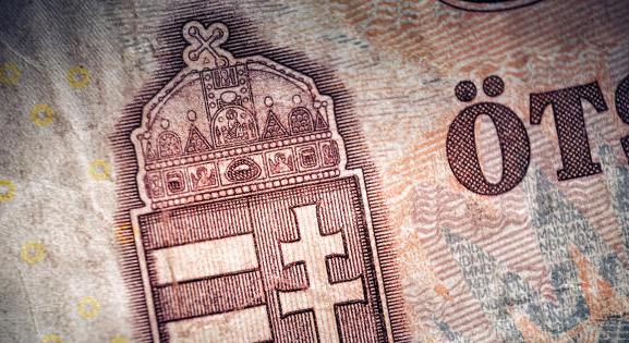 Árral szemben úszik a forint?