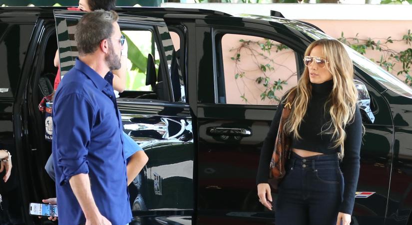 Jennifer Lopez ehhez a férfihez menekült, miután csókolózott a hétvégén Ben Affleck-kel