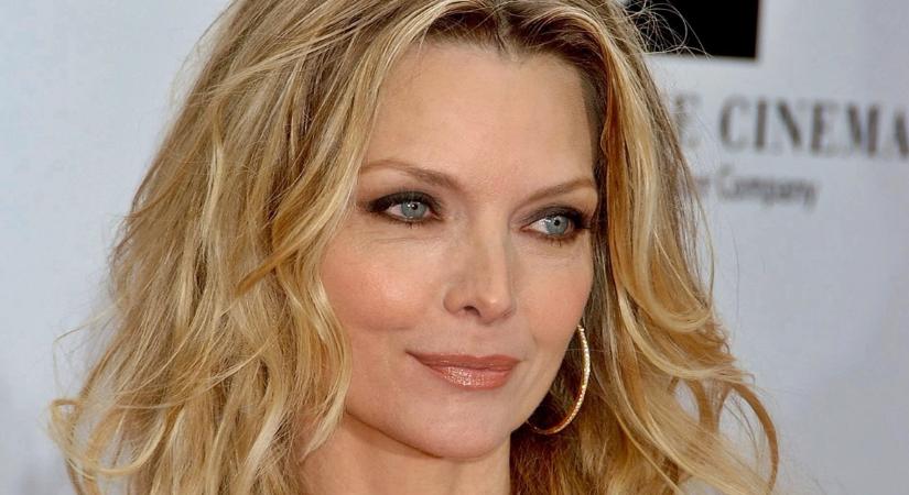 Michelle Pfeiffer és sármos férje már 31 éve alkotnak egy párt – Friss fotókon a ritkán látott David Kelley