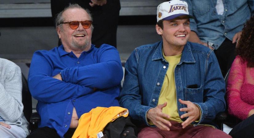 Jack Nicholson fia tiszta apja! Még a sztár ikonikus mosolyát is lenyúlta: fotókon a páros