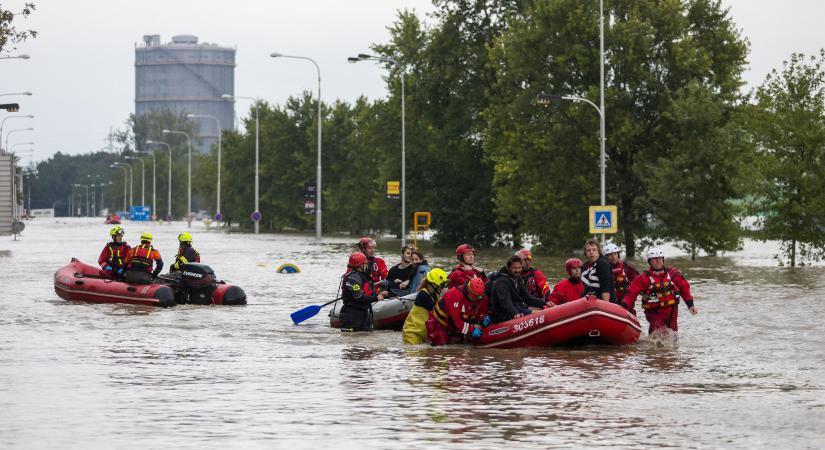 Tragédia: 21 halálos áldozatot követeltek az áradások Európában