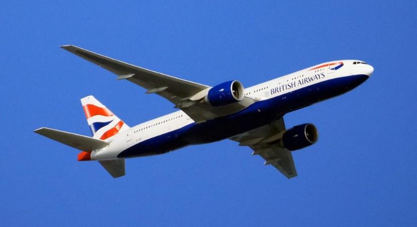 Vészhelyzet miatt visszafordult a British Airways Budapestre tartó repülőjárata